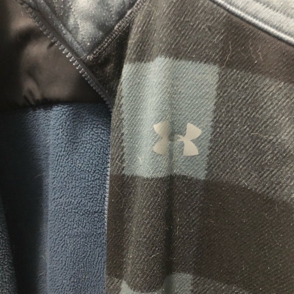 Men’s under armour plaid jacket - Picture 3 of 4